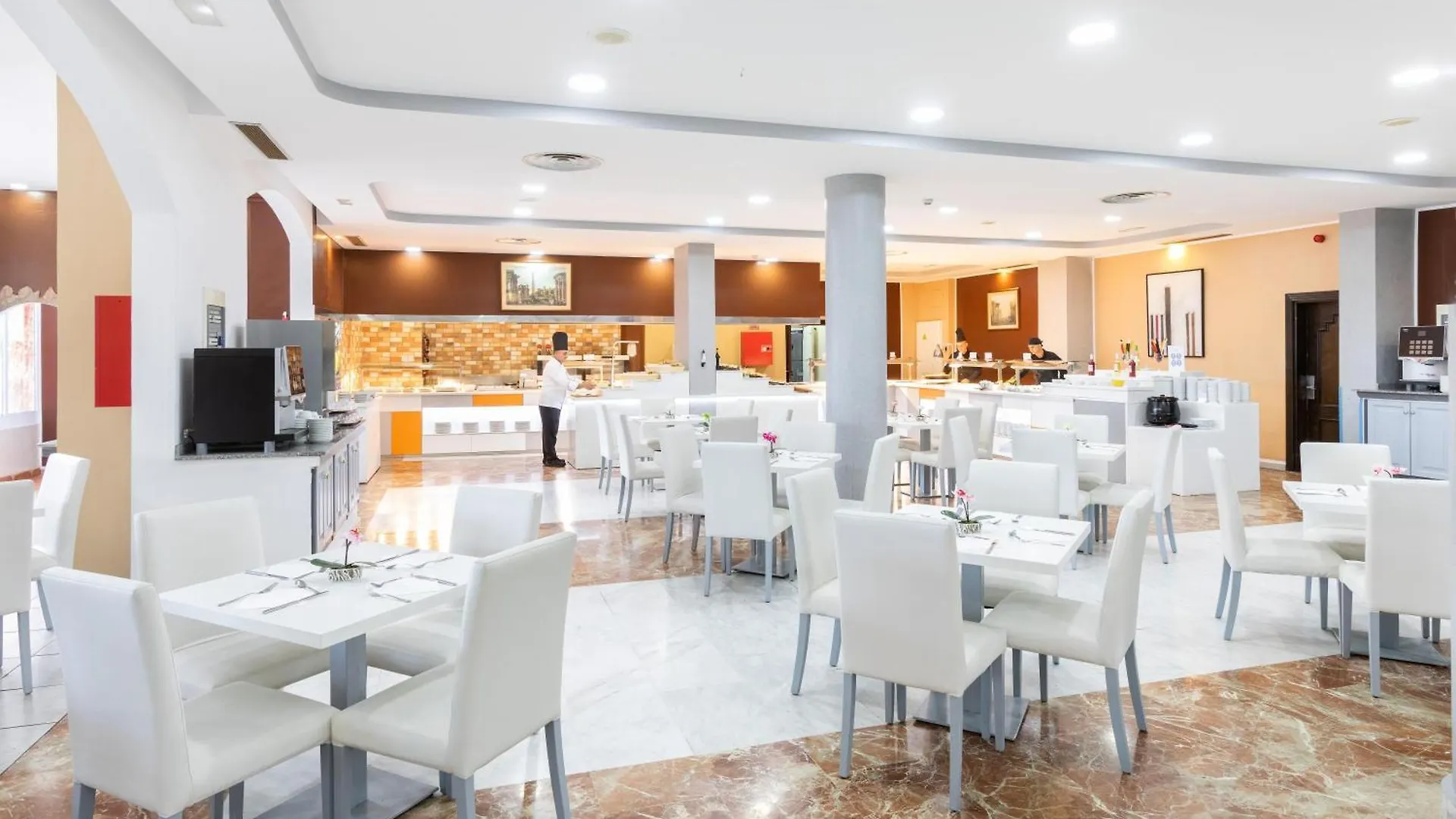 Отель Chatur Playa Real Resort Адехе